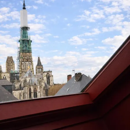 公寓 Vue Cathedrale & Bain Au Coeur De